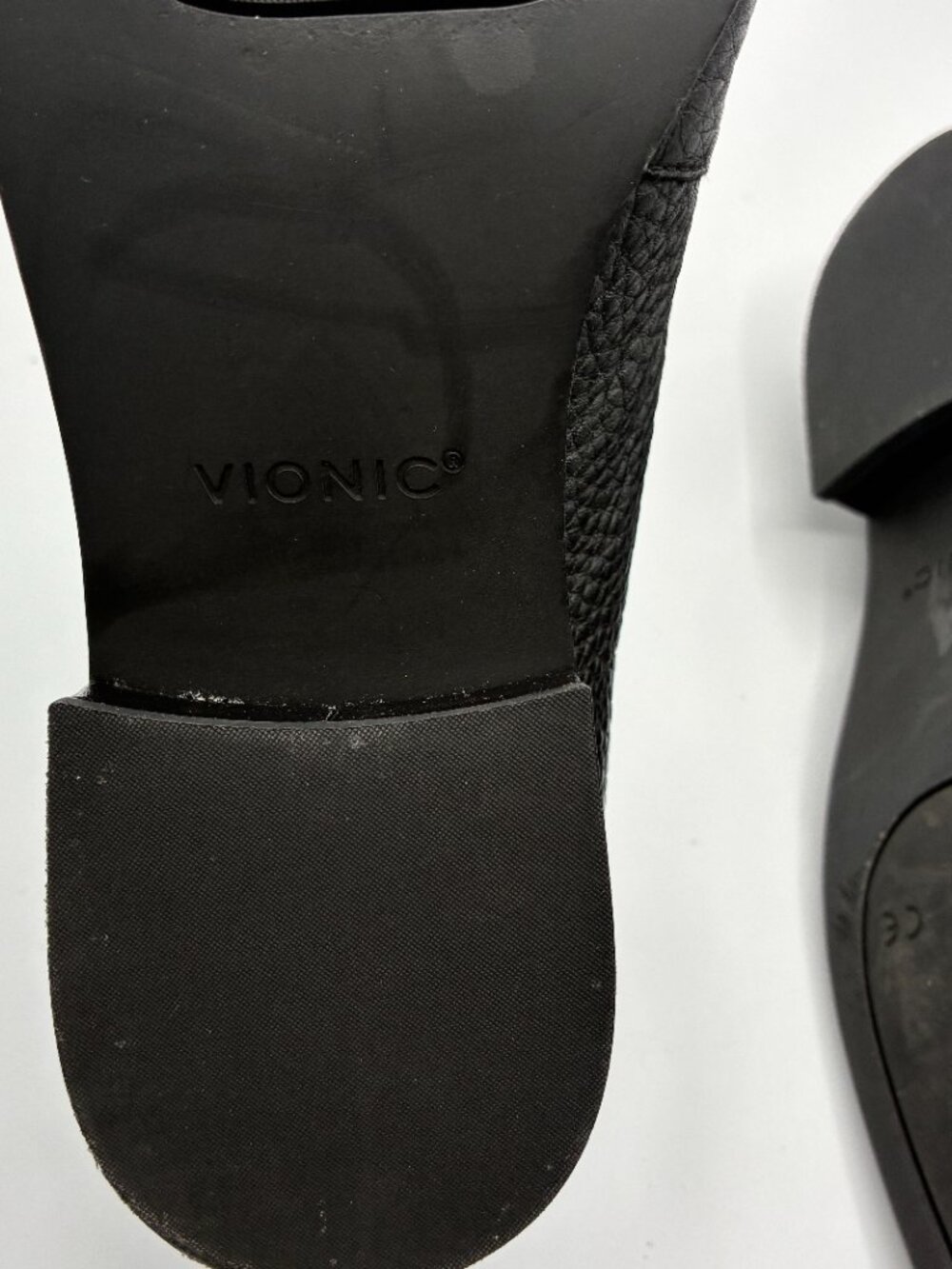 Vionic Shoes Black Pebbled Leather Sellah Loafers Slip On Flats - Picture 14 of 15